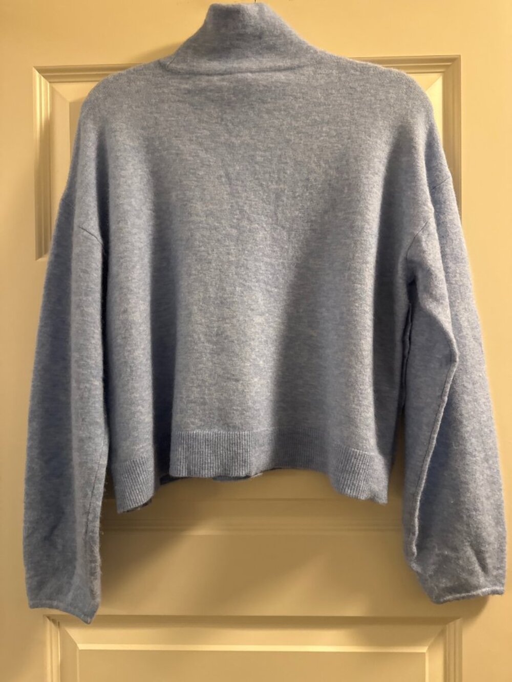 Veronica Beard Light Blue Turtleneck Sweater Horn Button Sides Size S